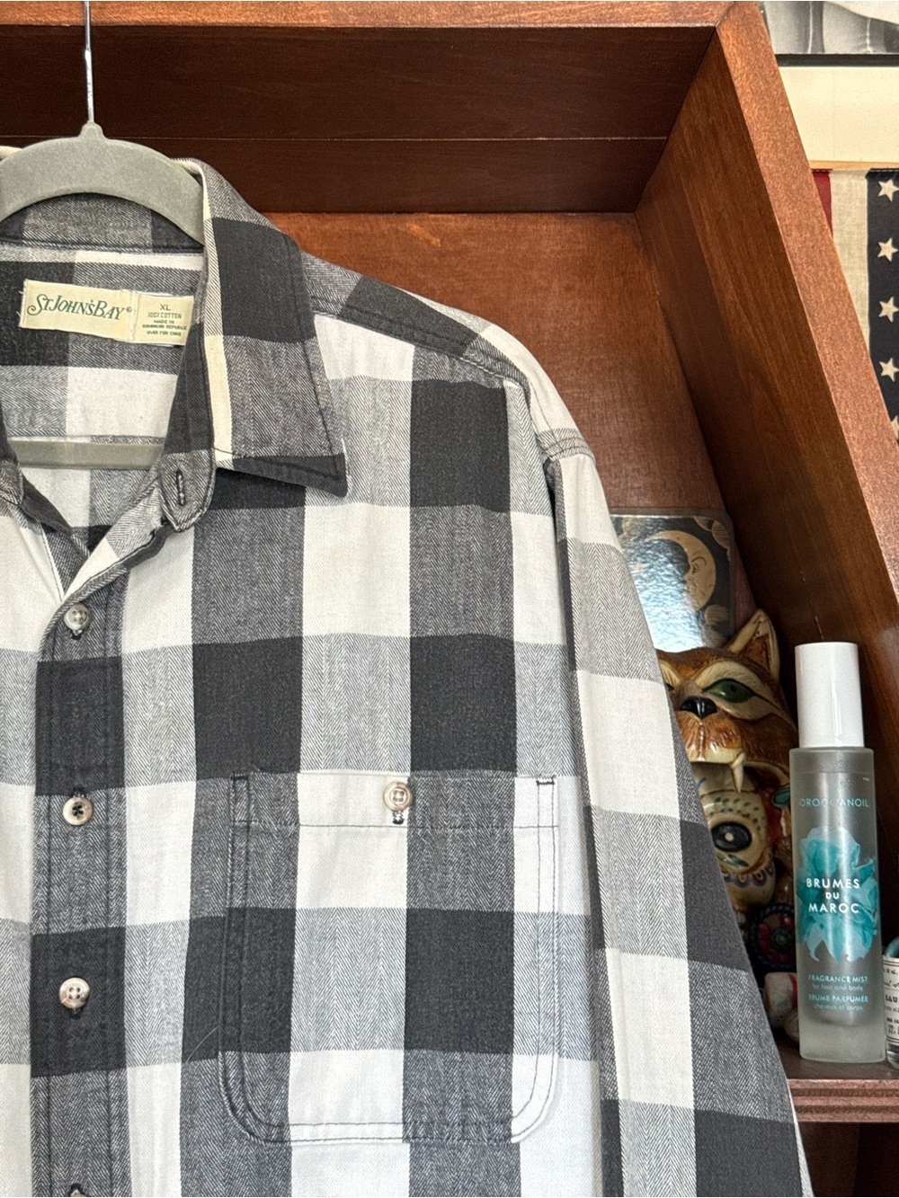 St. John's Bay - Vintage Buffalo Check Flannel Button Down - Black / White - xL